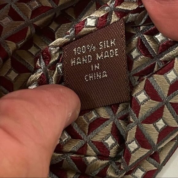 Tasso Elba Burgundy Maroon Gold 100% Silk Geometric Tie Made For Macys - Picture 2 of 5